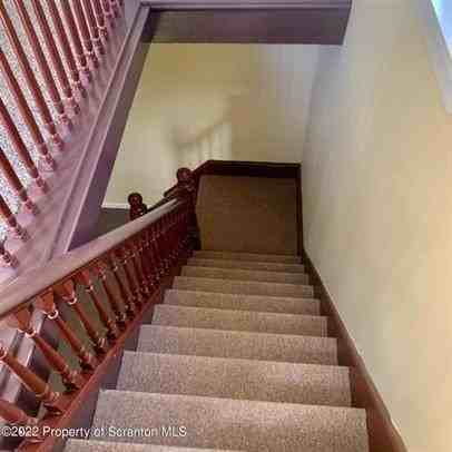 208 1st St #2 - Photo 2 of 10