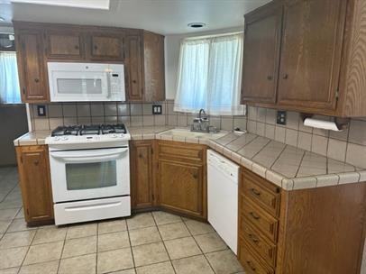 109 Newberg St - Photo 3 of 16