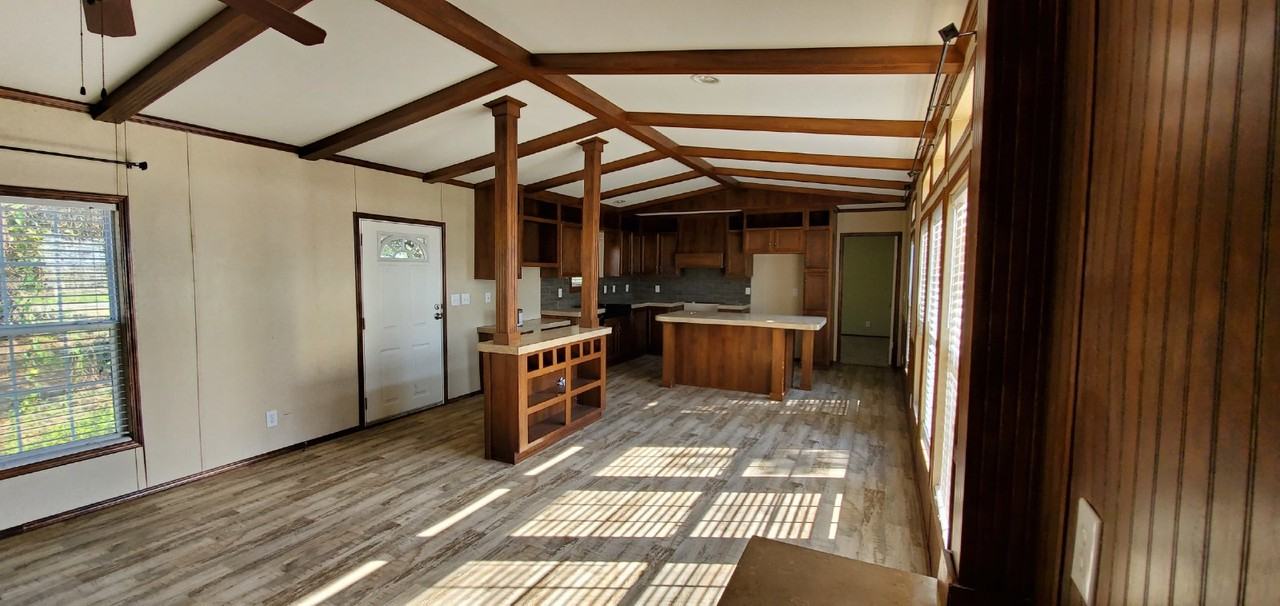 114 Country Oaks St - Photo 2 of 4