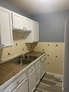 878 E 161st St #2 - Photo 3 of 9