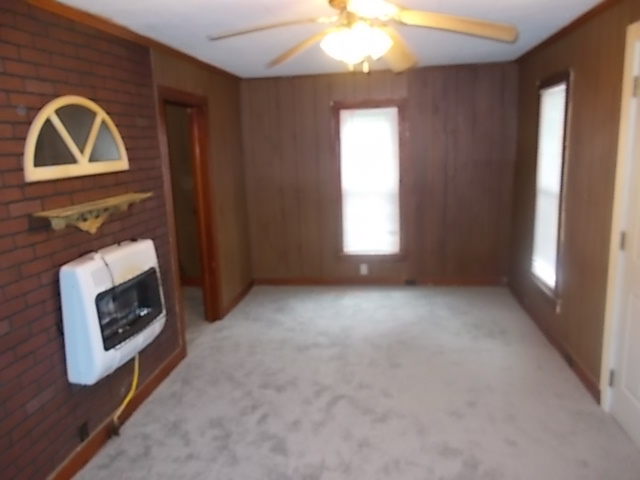 804 Thurman St - Photo 3 of 6