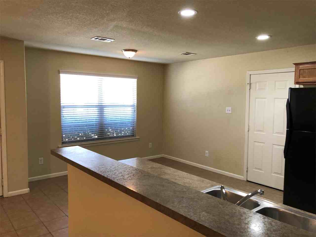 21447 W Wallis Dr Unit A #A - Photo 2 of 14