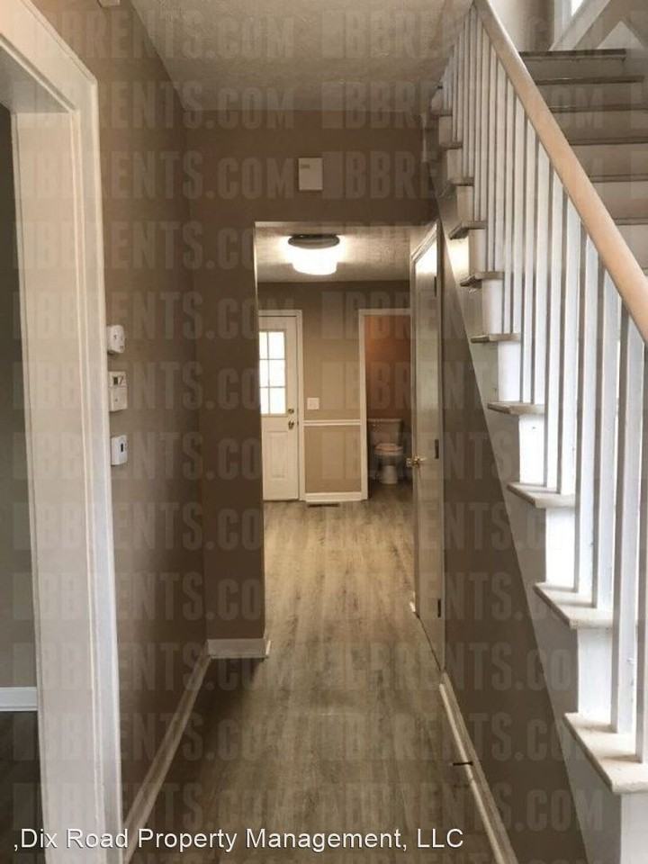 1903 Tytus Ave - Photo 3 of 14