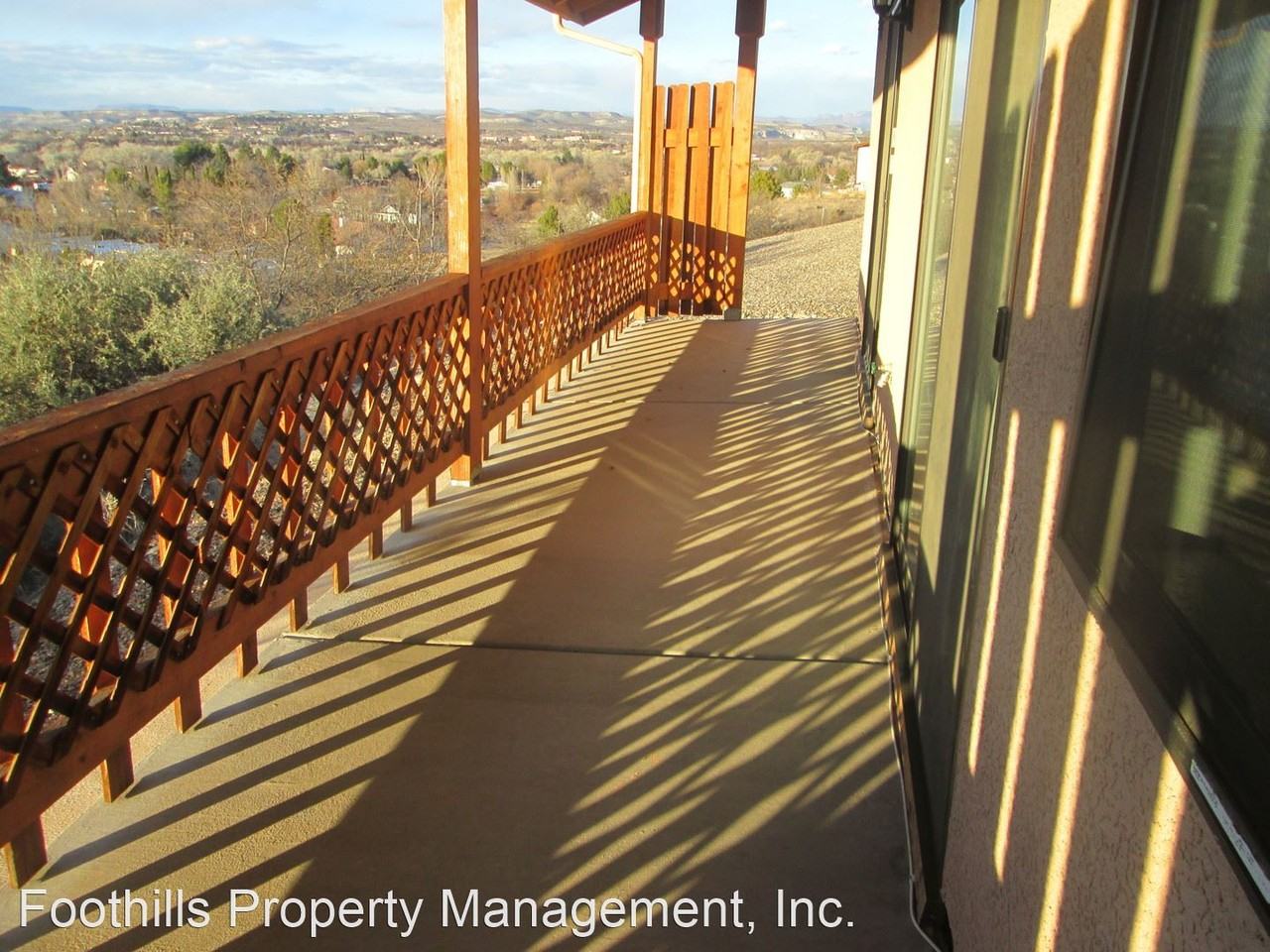 330 S Arnold Ter #B - Photo 2 of 24