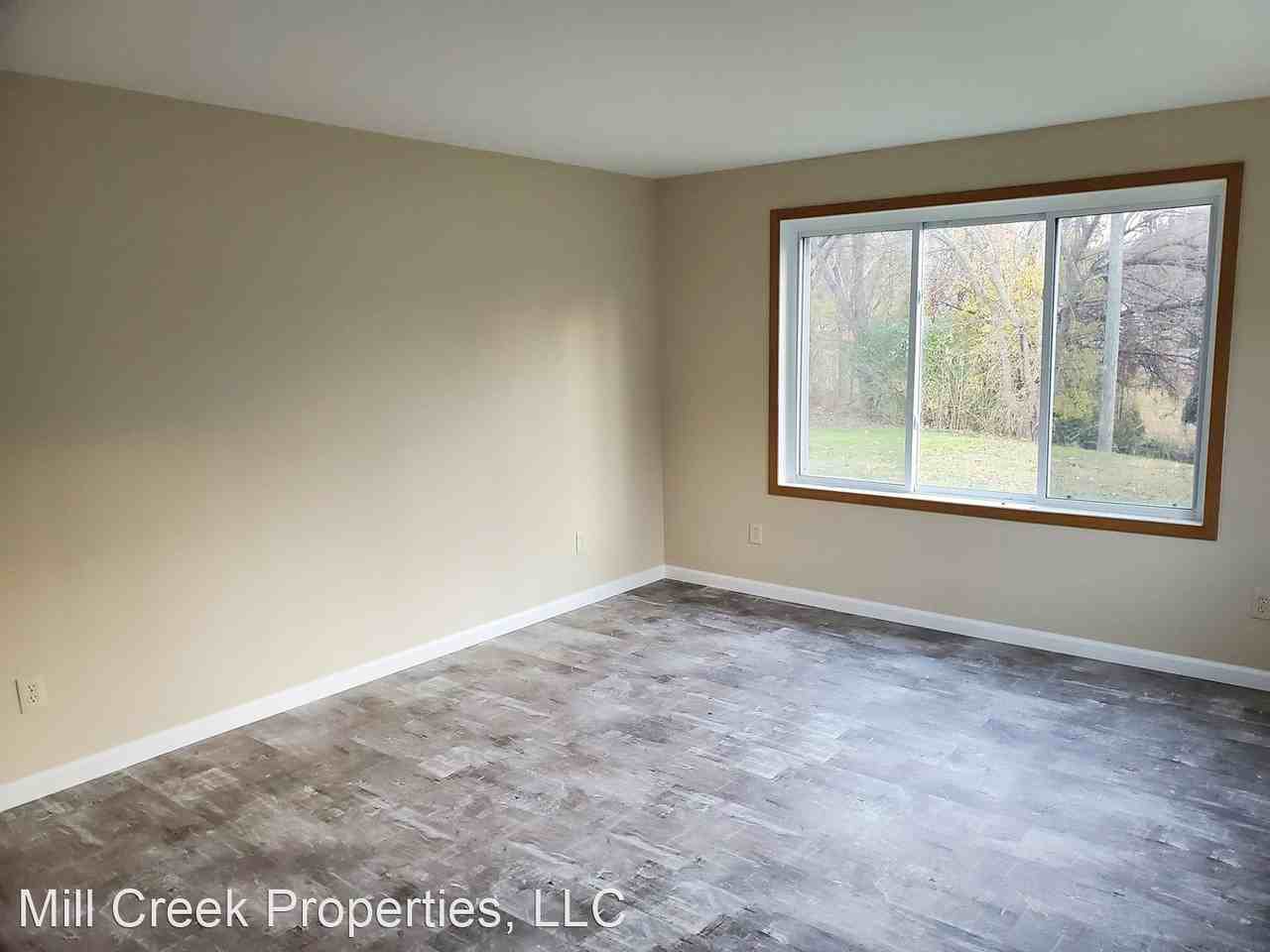 409,411,413 21st Pl Ct - Photo 2 of 9