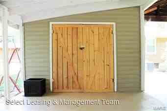 213 Ramsey Ln - Photo 3 of 5