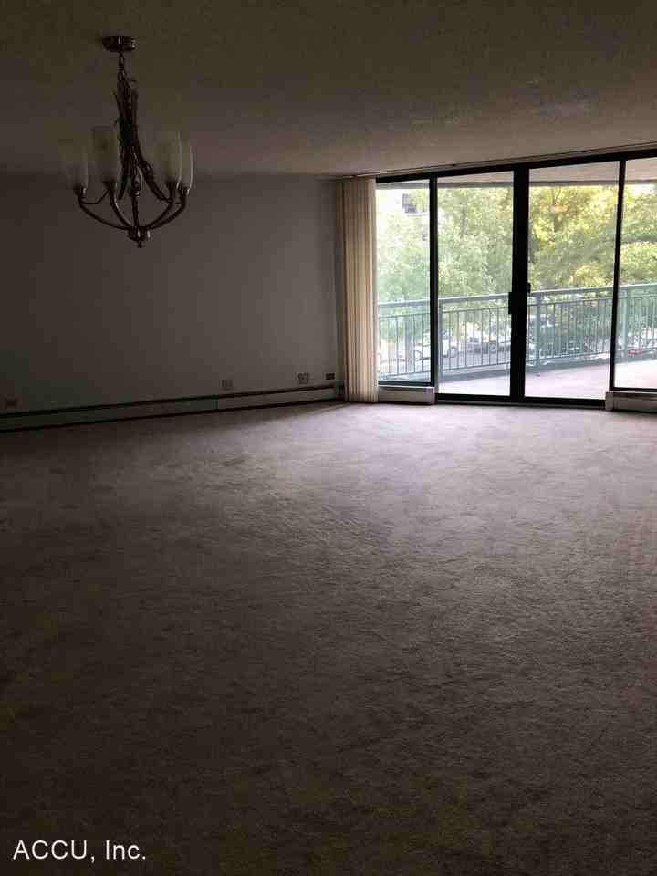 550 E 12th Ave - Photo 2 of 22