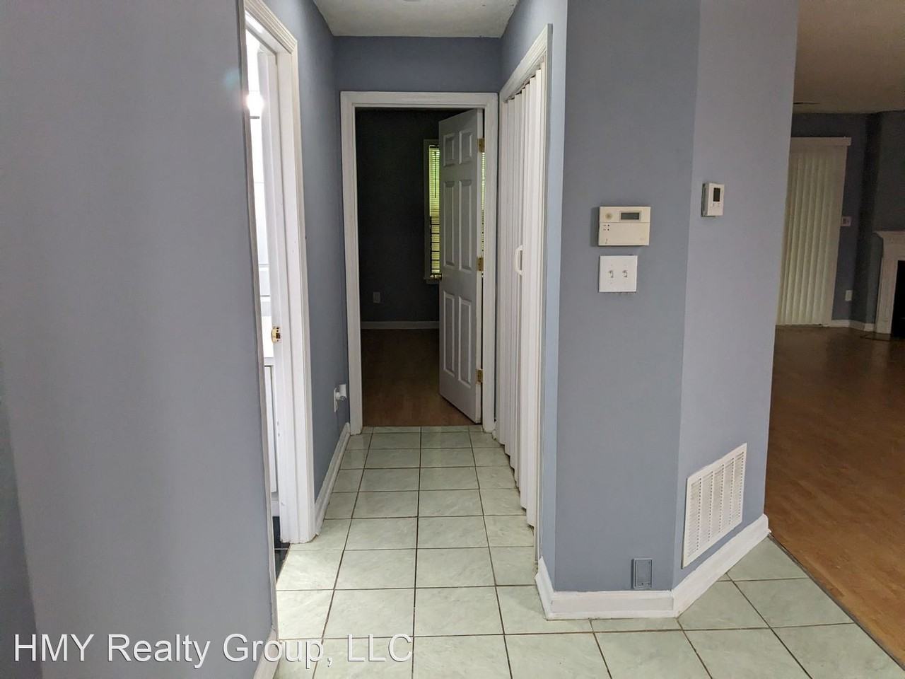 706 Ridge Creek Dr - Photo 2 of 17