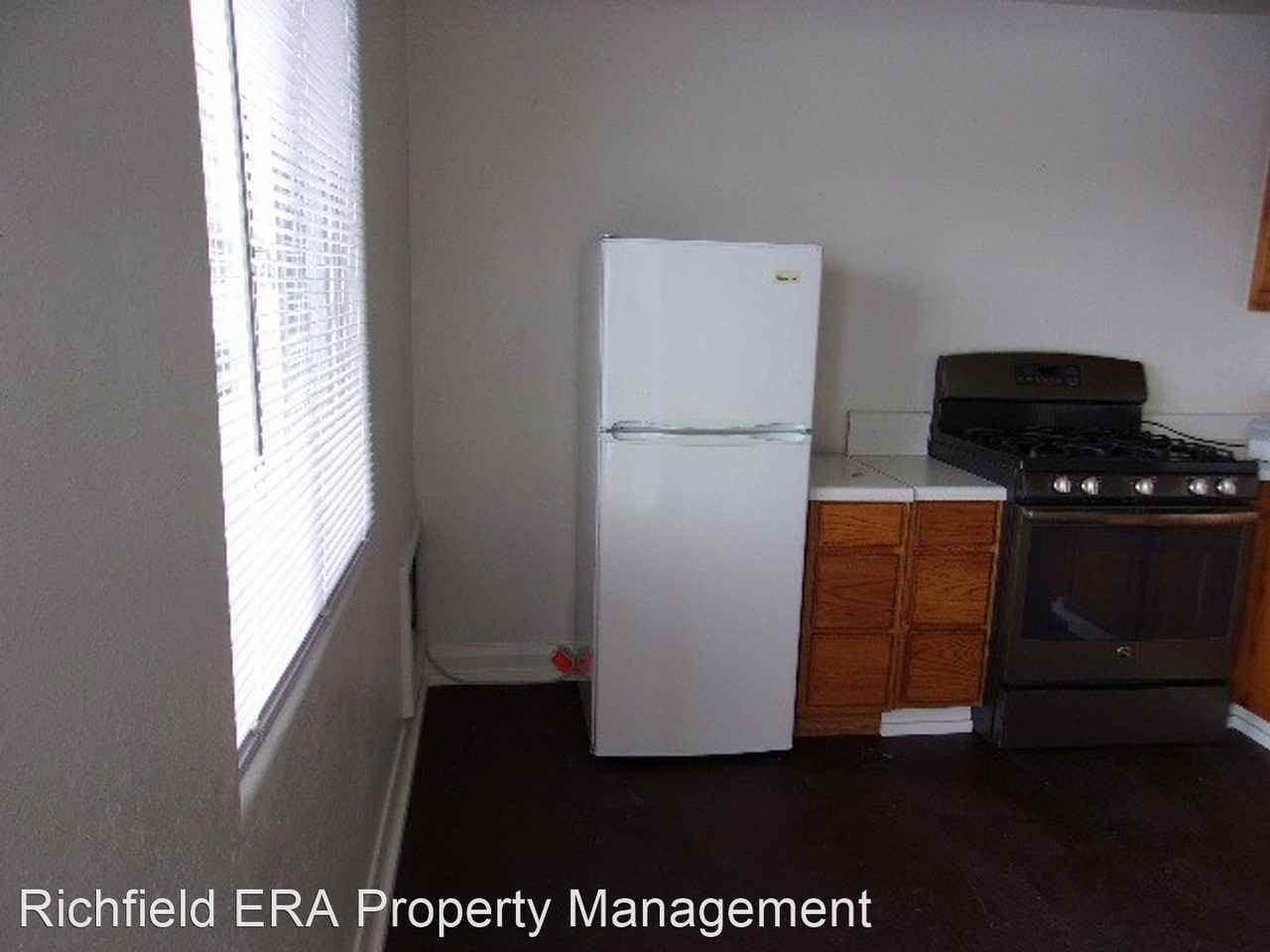 59 West Center - Photo 3 of 17