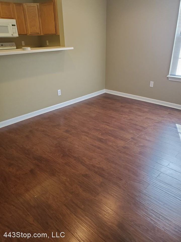 114-116 Antelope Drive - Photo 2 of 10