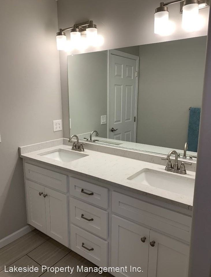 921 Quail Point Ct - Photo 3 of 22