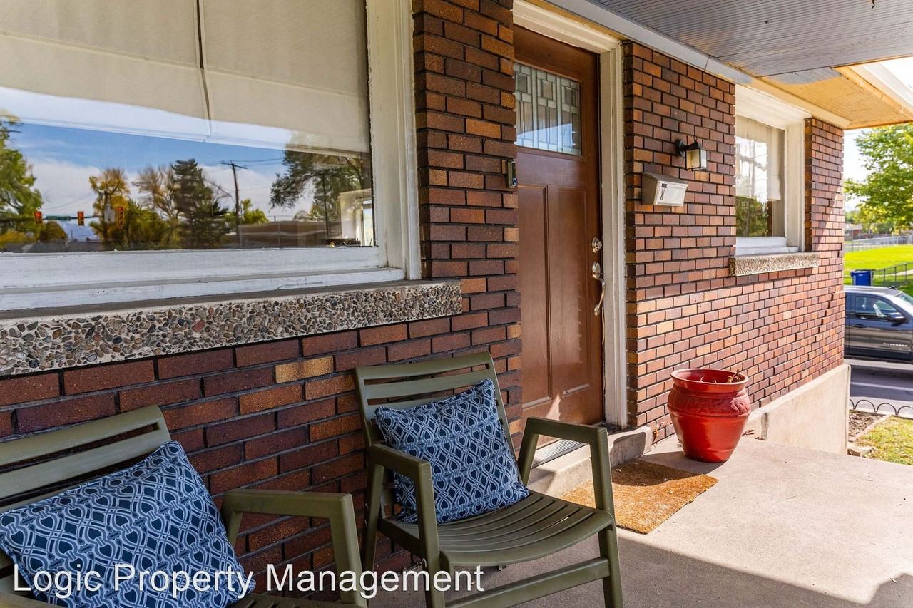 1241 S 700 E - Photo 2 of 22