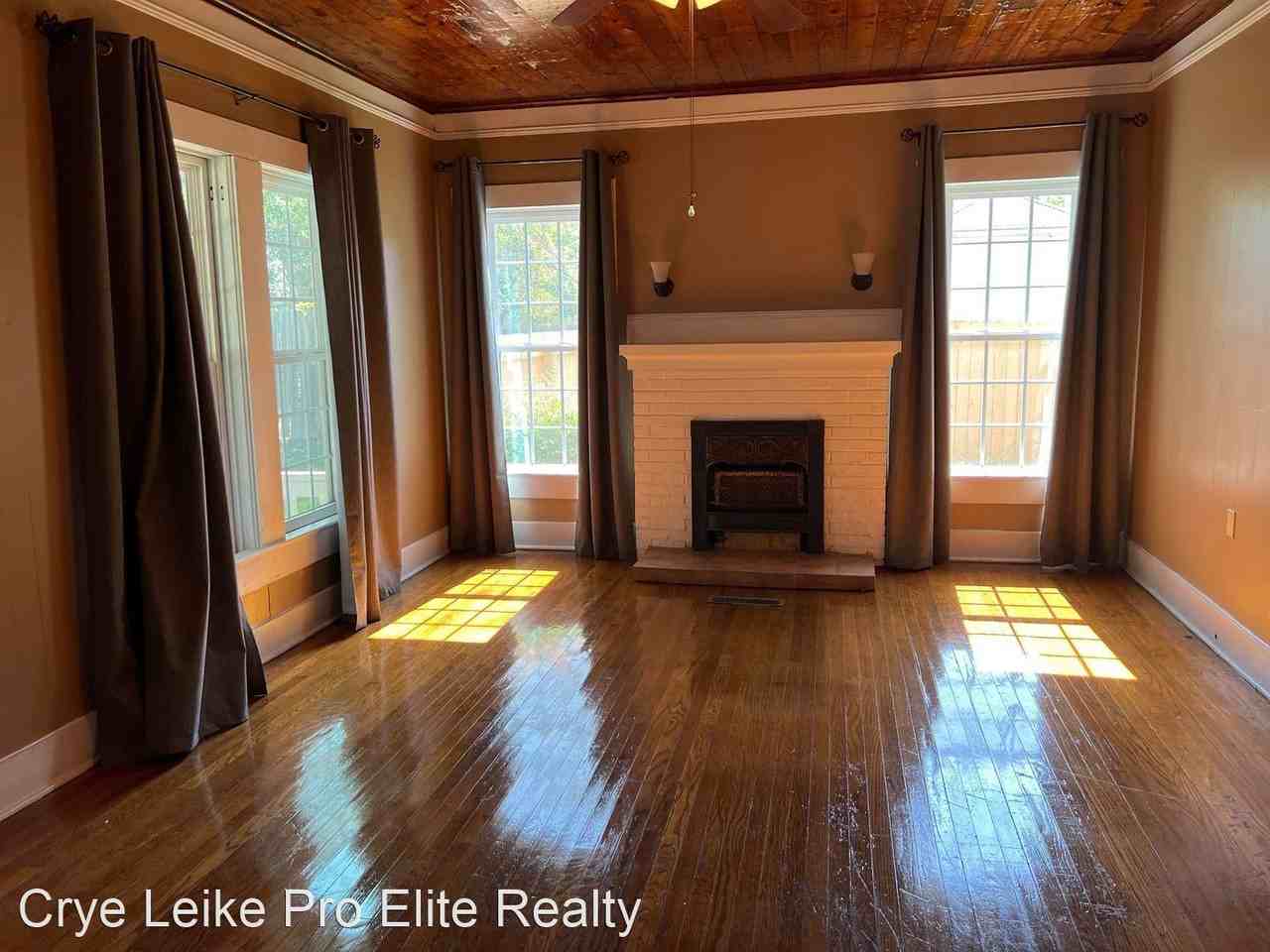 1215 Evans St - Photo 3 of 16