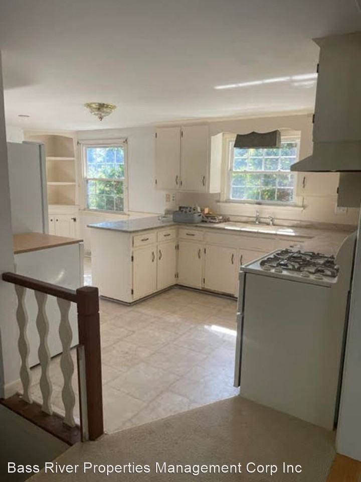 67 Depot Rd - Photo 3 of 10