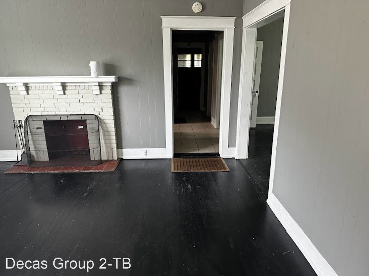 724 47th St N - Photo 2 of 31