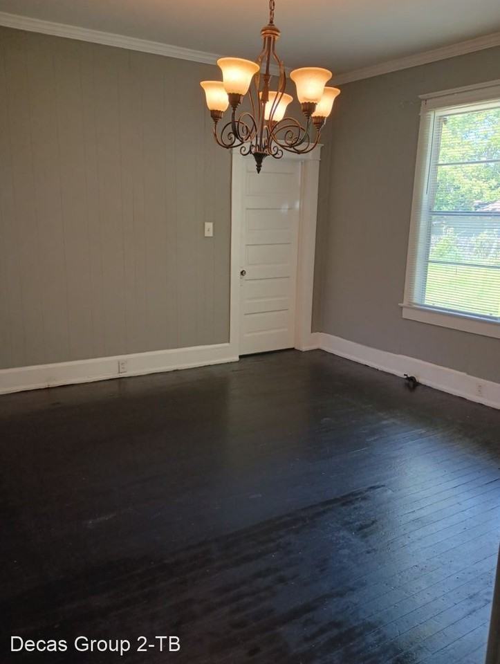 724 47th St N - Photo 3 of 31