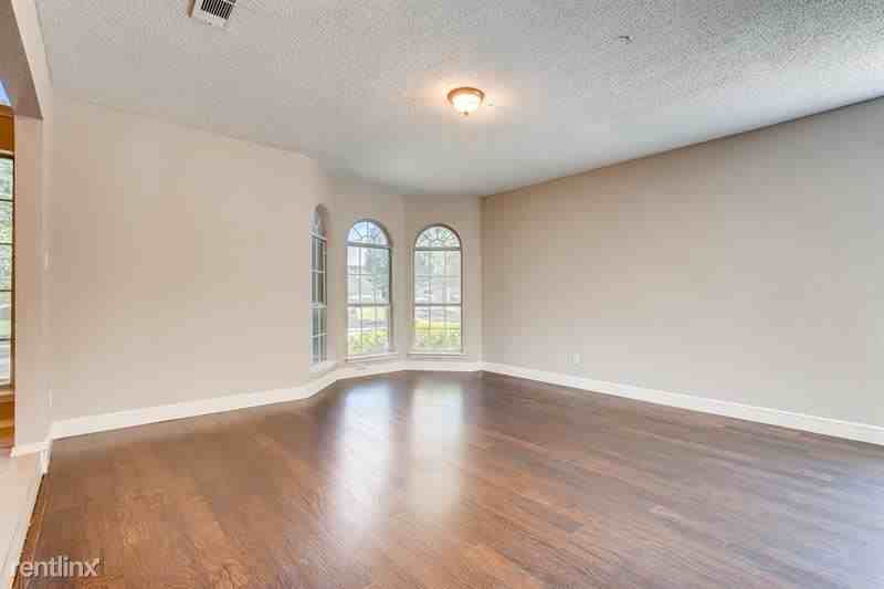 7775 Park Run Rd - Photo 3 of 16