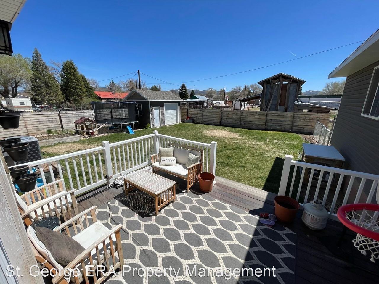 170 E 100 N - Photo 2 of 9