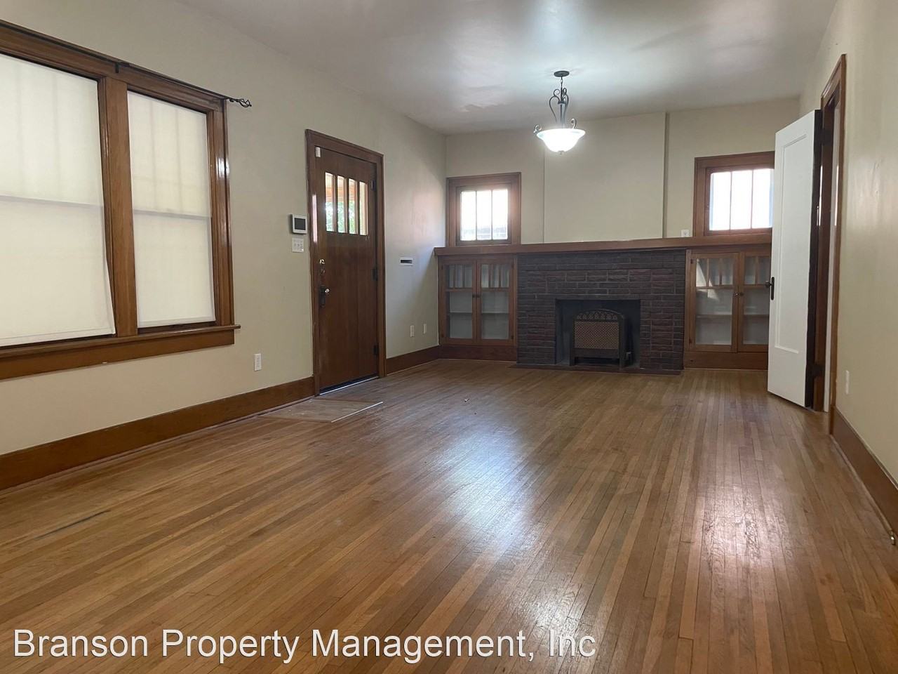 410 N Clifton Ave - Photo 2 of 11