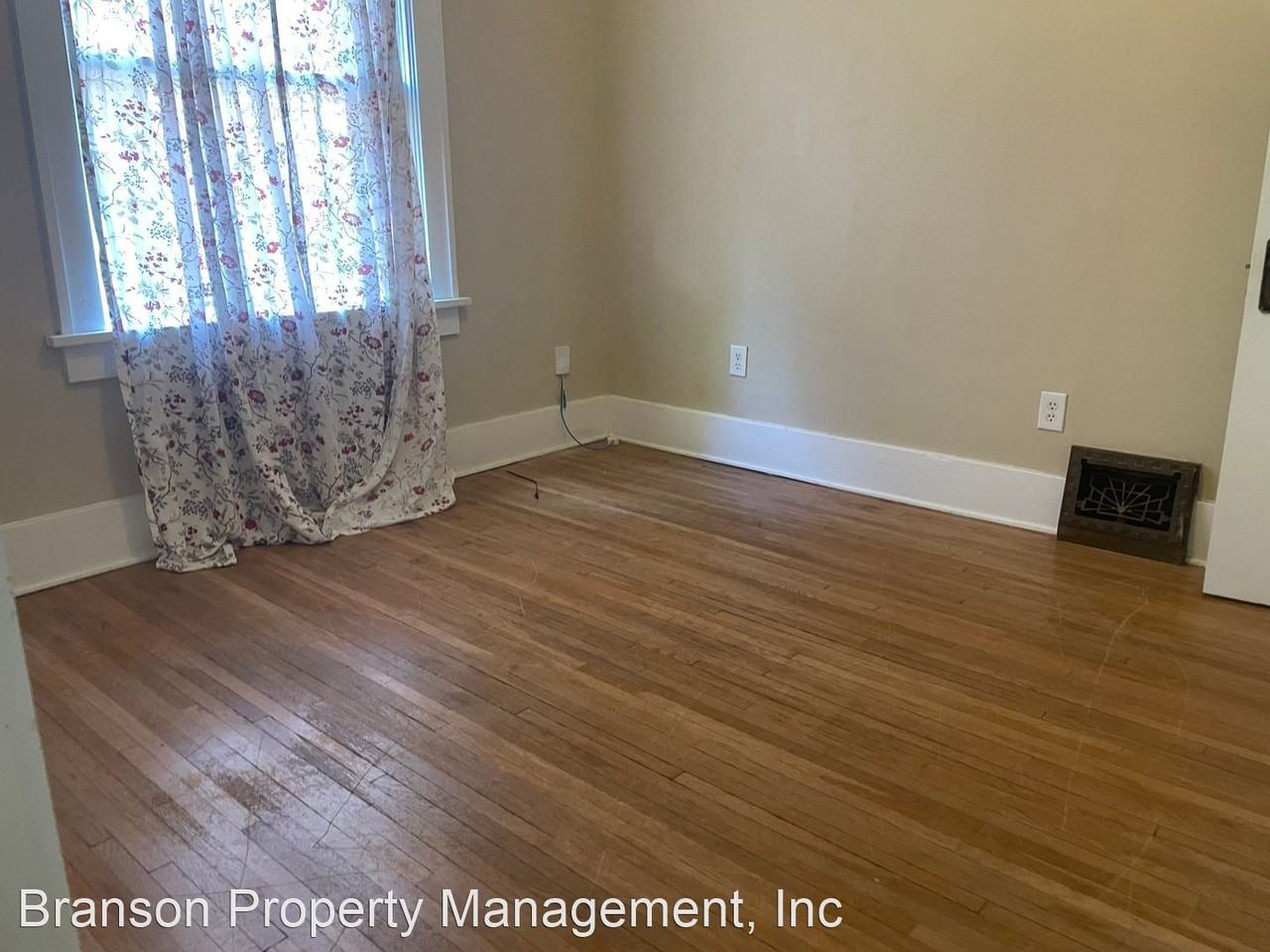 410 N Clifton Ave - Photo 3 of 11