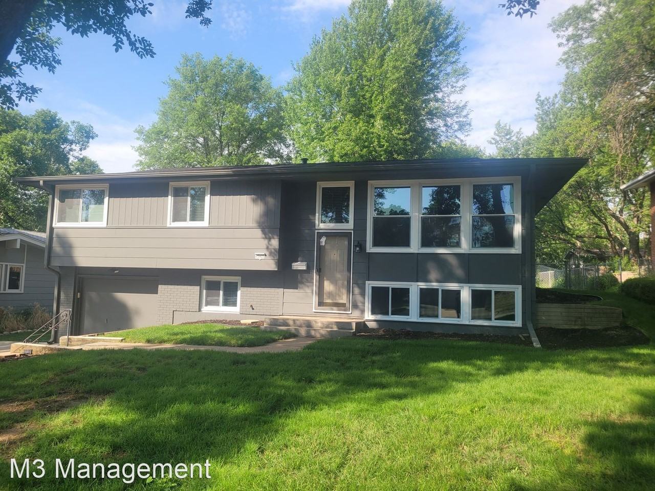 13427 Pine St - Photo 2 of 18