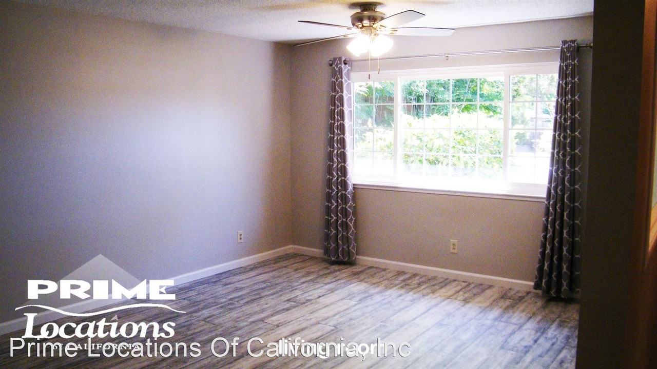 1107 Meadow Oaks Dr - Photo 2 of 9