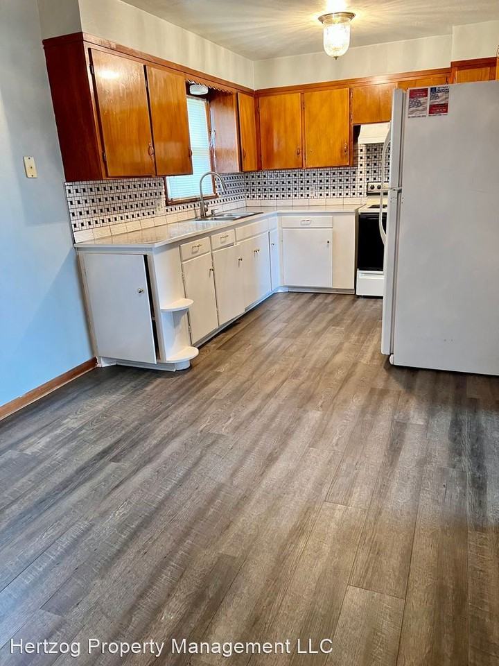 1201 W Cleveland Ave - Photo 3 of 16