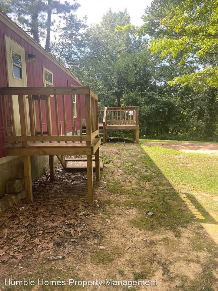 2890 Cemetery Rd - Photo 2 of 5