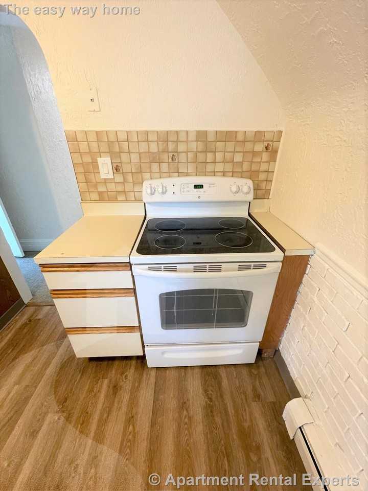 224 Harvard St #3 - Photo 2 of 15