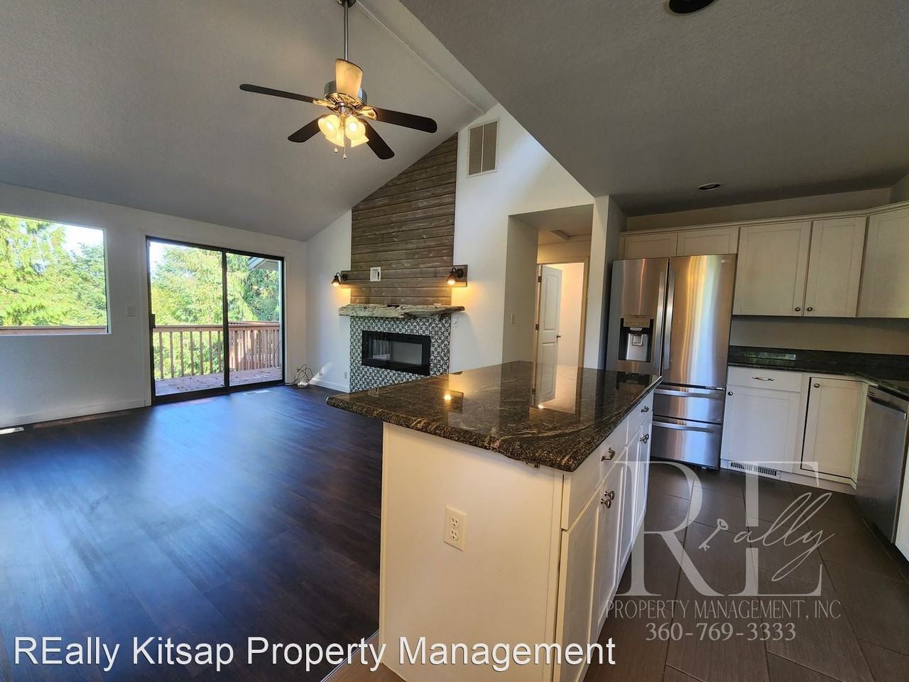 27593 Woodside Rd Ne - Photo 3 of 29