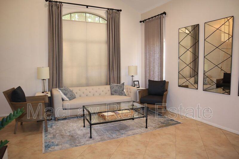 4622 E Lavender Ln - Photo 5 of 17