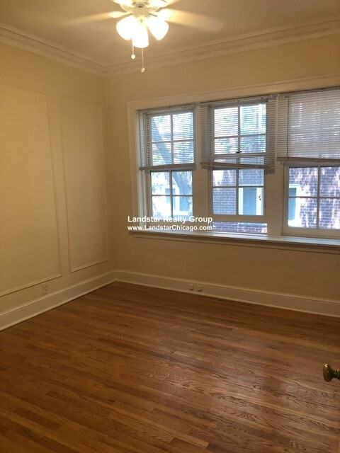 1454 Oak Ave #3W