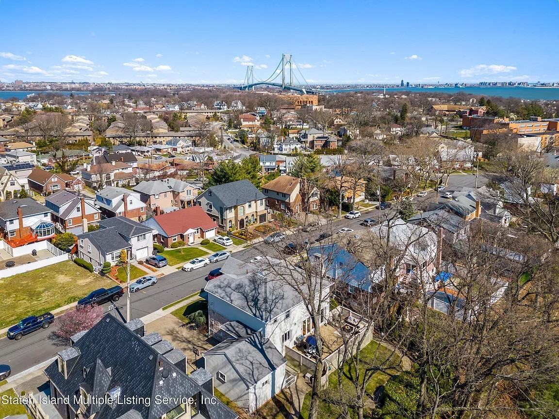 54 Pouch Terrace - Photo 2 of 31