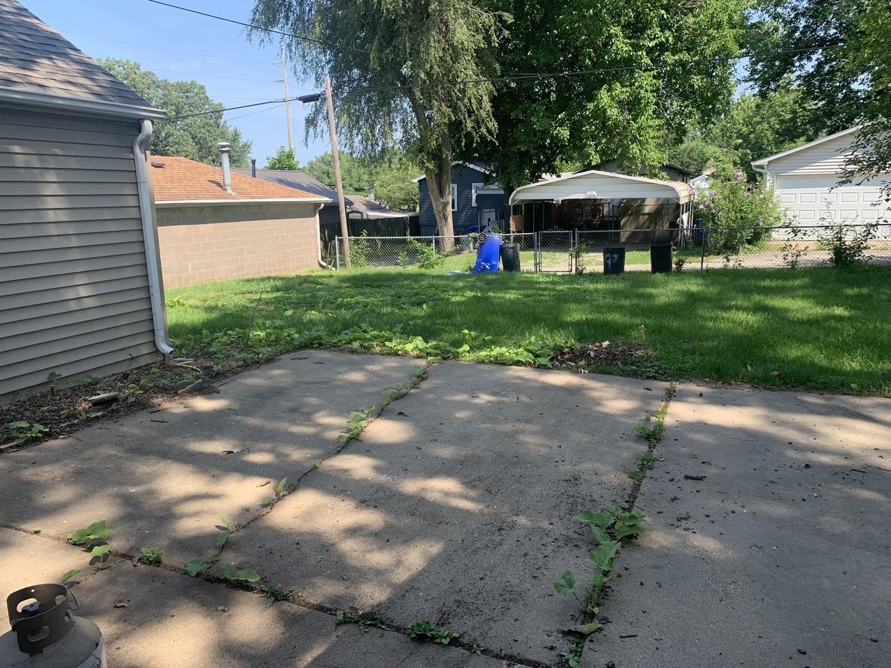 709 East Sciota Avenue - Photo 3 of 16