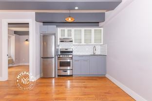 186 Lenox Rd #3J - Photo 1 of 1