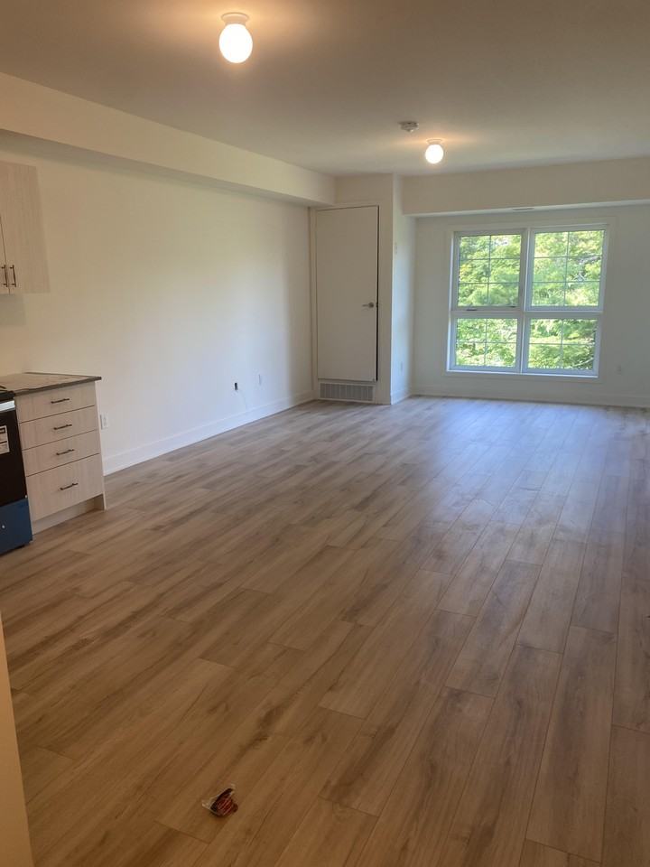 110 Grew Blvd - Photo 2 of 6