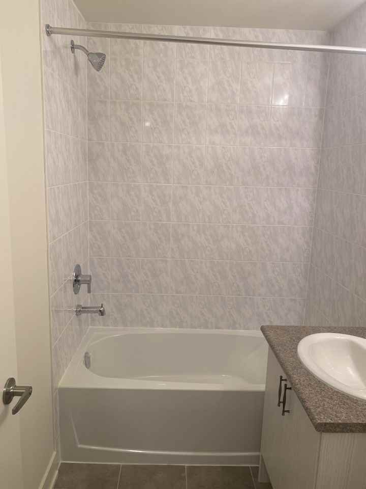 110 Grew Blvd - Photo 3 of 6