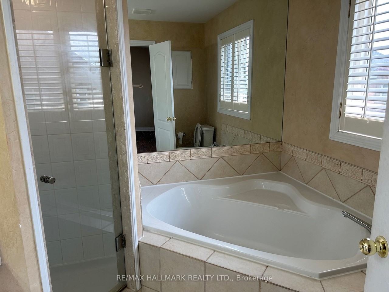 15 Magenta Street ## - Photo 2 of 6