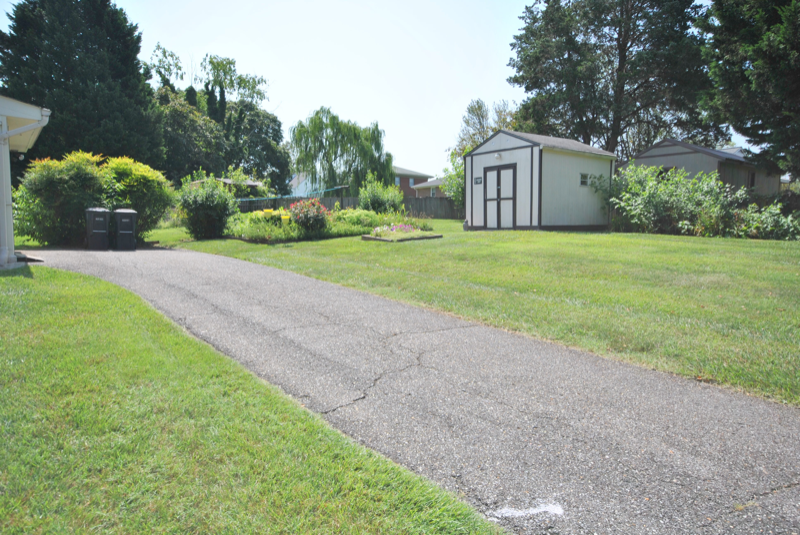 1501 Granville St #A - Photo 5 of 22