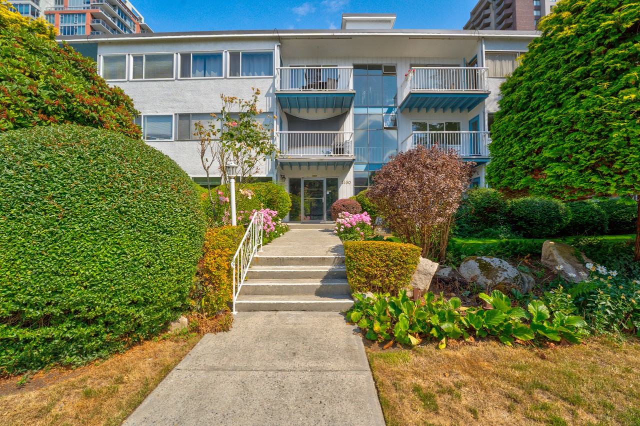 1450 Chesterfield Apartments in Central Lonsdale, North Vancouver, BC