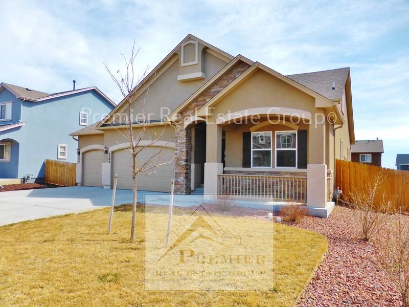 7503 Dutch Loop - Photo 2 of 29