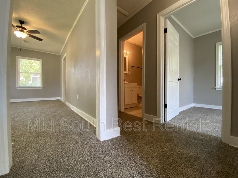 1012 Bradley St - Photo 6 of 8