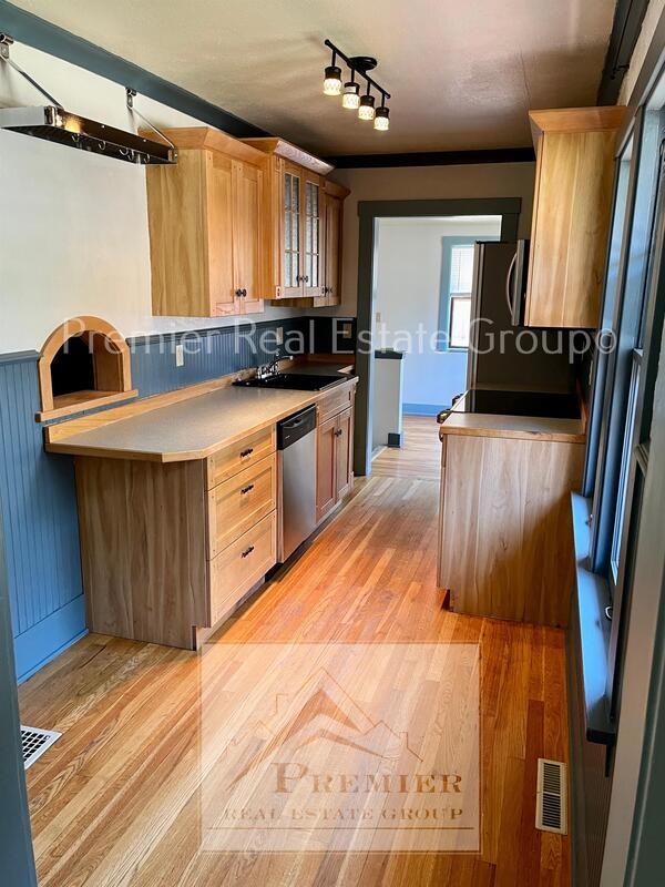 2021 N El Paso St - Photo 4 of 15