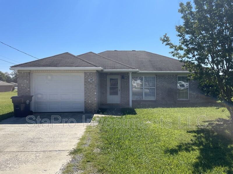 149 Village Pl - Photo 2 of 12