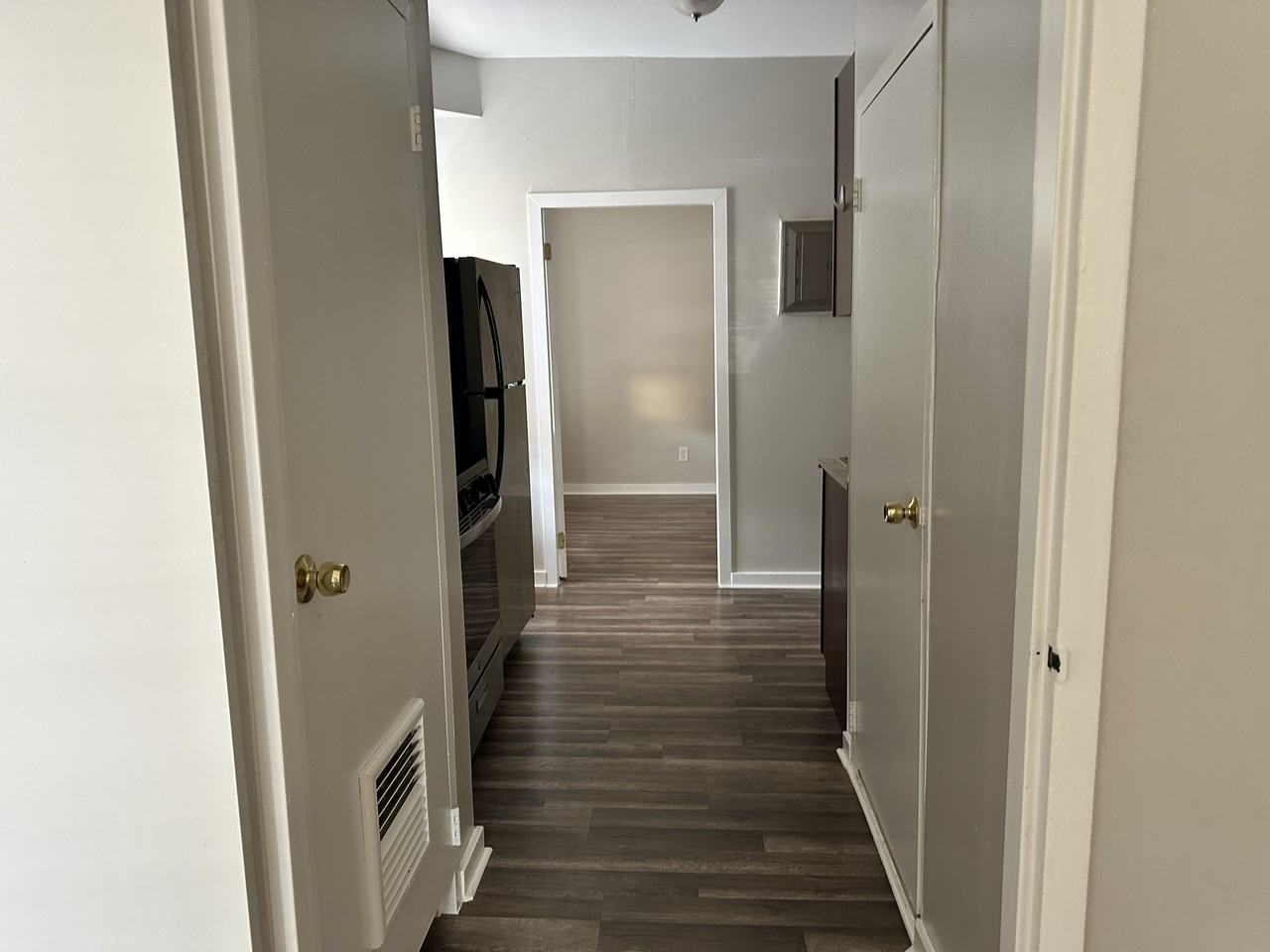 204 Market Street #9 - Photo 7 of 16