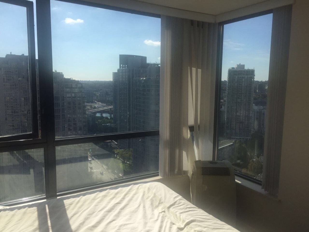 983 Mainland Street - Photo 2 of 4