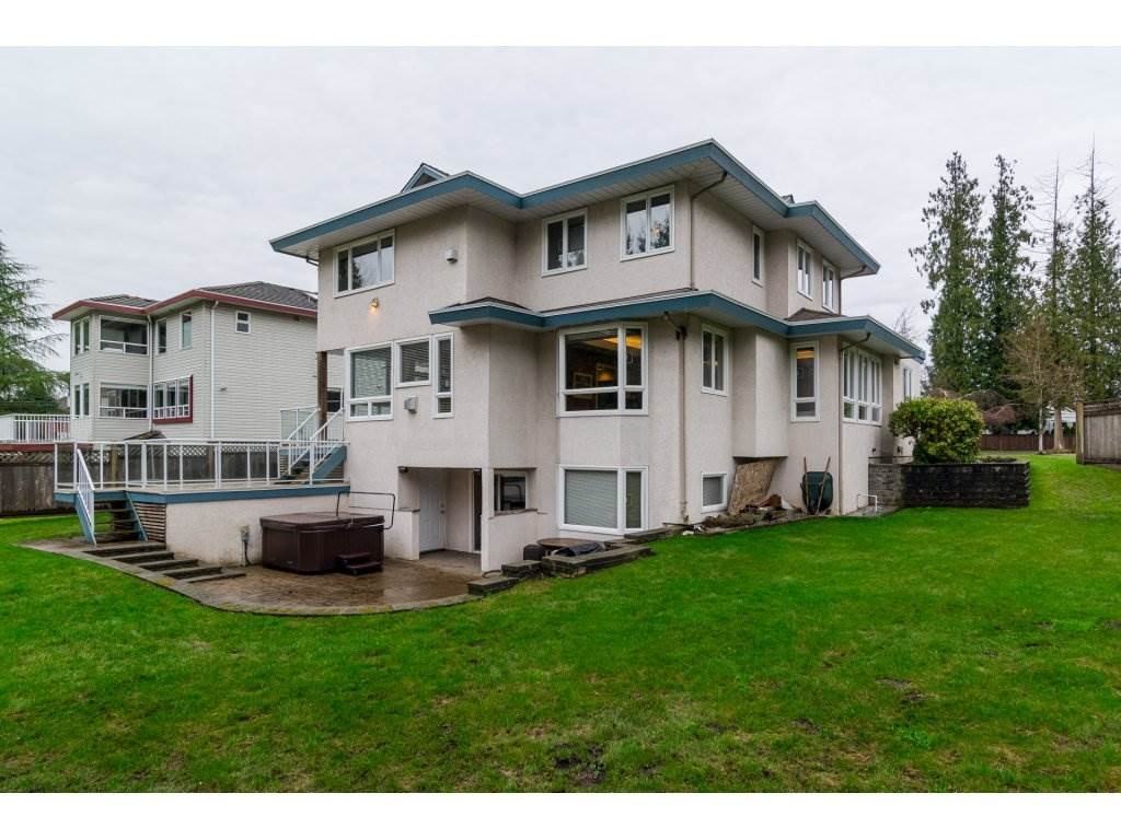 9737 210 Street - Photo 2 of 19