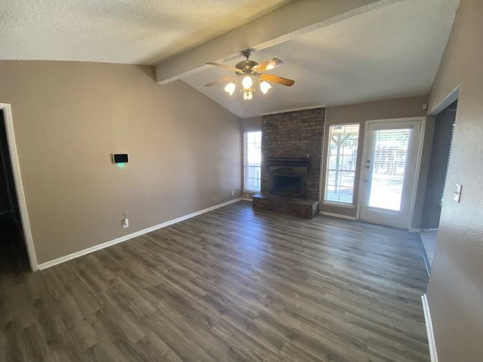 4903 Brazos Ave - Photo 3 of 36