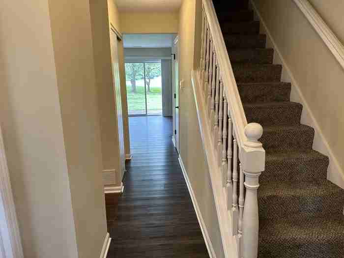 509 Briarhill Ct - Photo 3 of 17