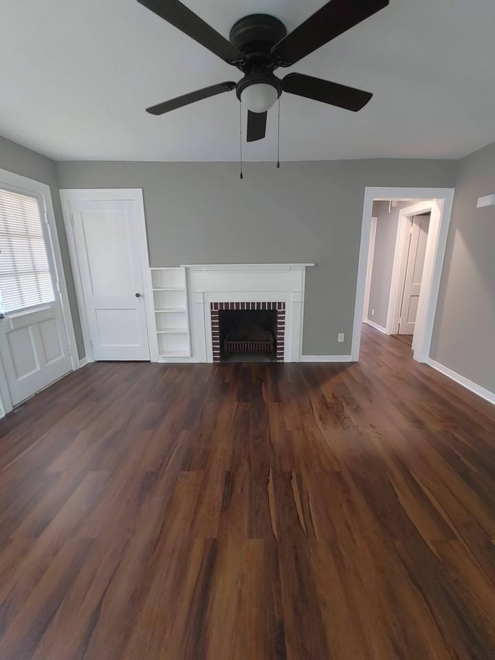 2327 Lawson Ave - Photo 3 of 10